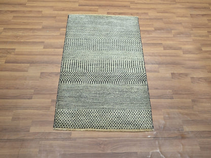 Modern / Contemporary hand-knotted wool rug in Gray, 2' x 3' — SKU O076612 (view 2)