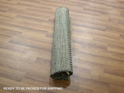 Grey 2'0" x 3'0" Modern and Contemporary Hand knotted Wool Rug - Sku: O076612