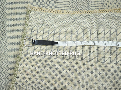 Modern / Contemporary hand-knotted wool/silk rug in Gray, 2' x 3' — SKU O076618 (view 4)