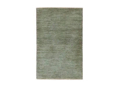 Modern / Contemporary hand-knotted wool rug in Gray, 2' x 3' — SKU O076640