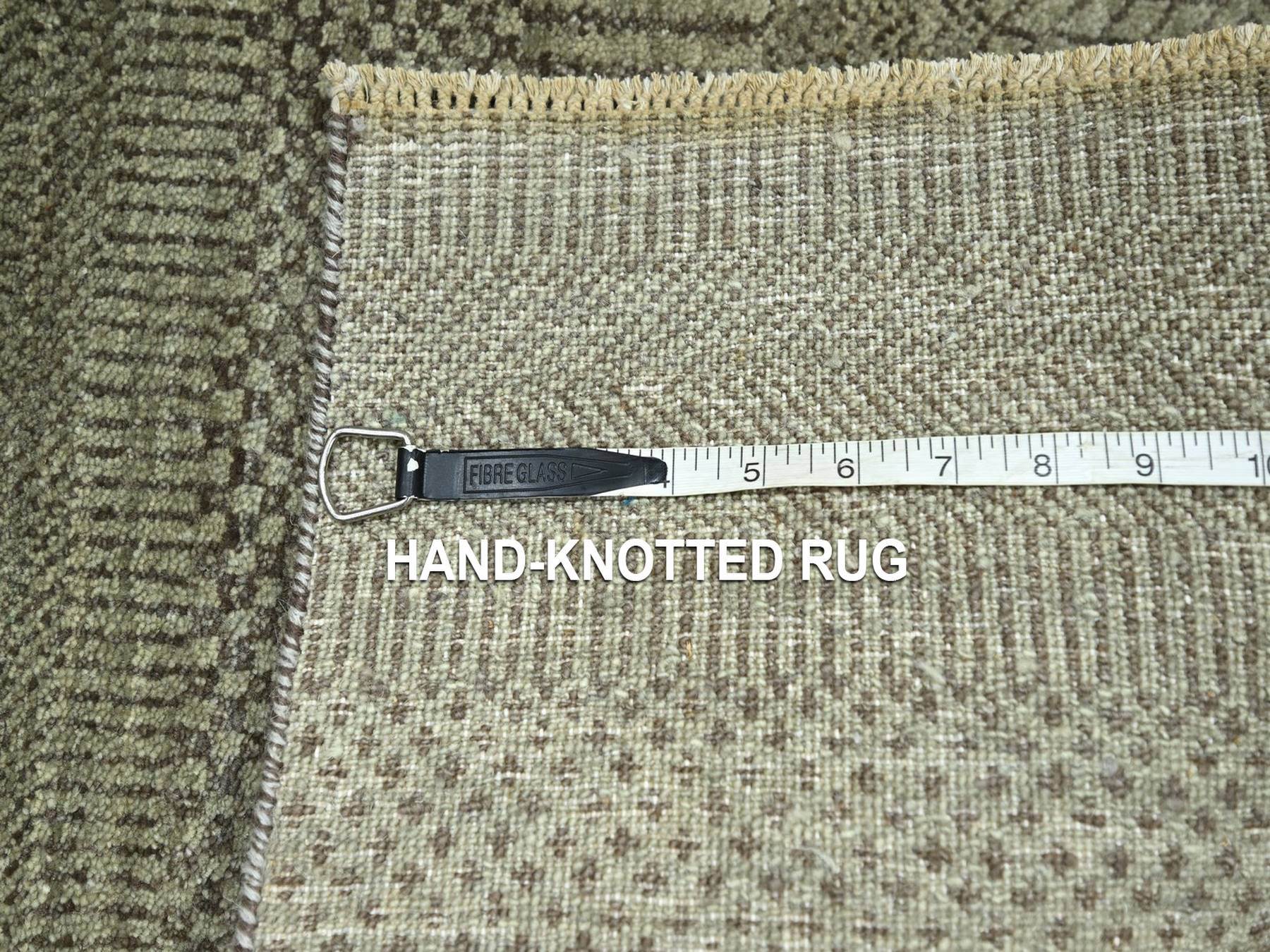 Modern / Contemporary hand-knotted wool rug in Gray, 2' x 3' — SKU O076640 (view 4)