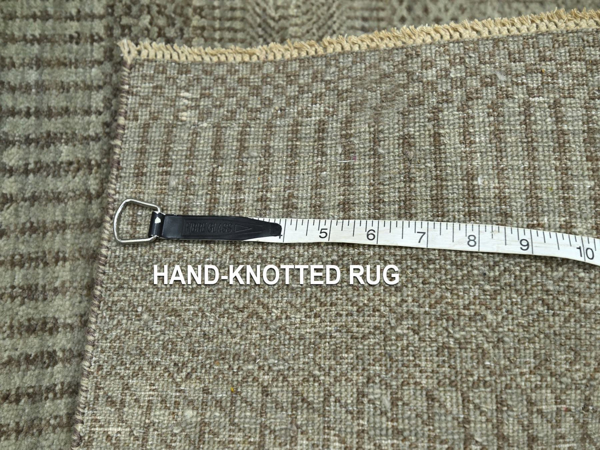 Modern / Contemporary hand-knotted wool rug in Gray, 2' x 3' — SKU O076641 (view 4)