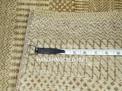 Beige 2'0" x 3'0" Modern and Contemporary Hand knotted Wool Rug - Sku: O076642