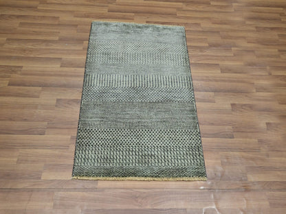 Modern / Contemporary hand-knotted wool rug in Gray, 2' x 3' — SKU O076647 (view 2)