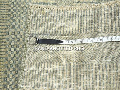 Beige 2'0" x 3'0" Modern and Contemporary Hand knotted Wool Rug - Sku: O076652