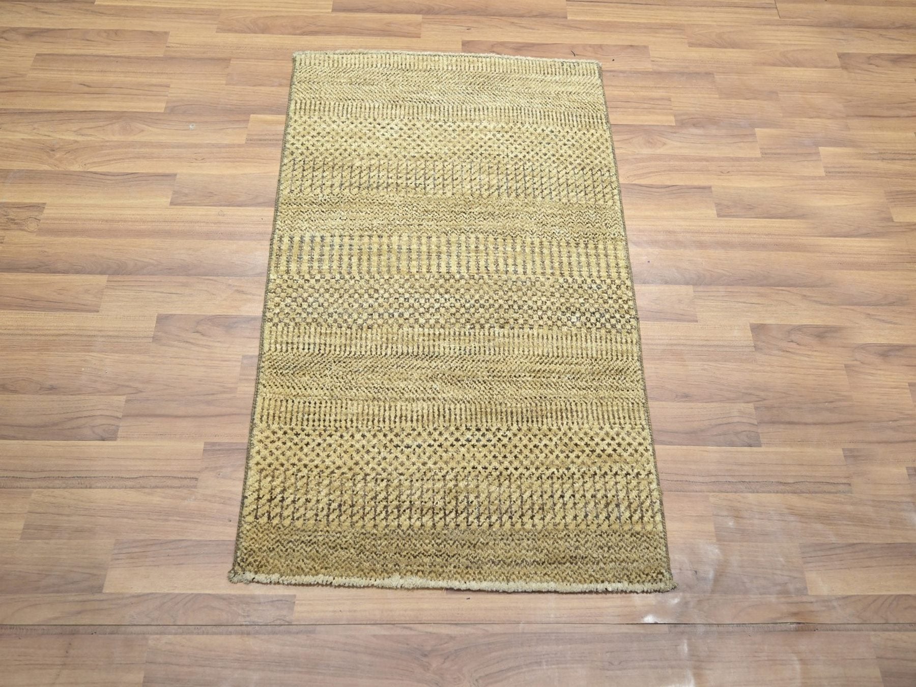 Brown 2'0" x 3'0" Modern and Contemporary Hand knotted Wool Rug - Sku: O076655