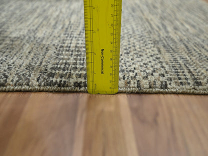Beige 2'0" x 3'0" Modern and Contemporary Hand knotted Wool Rug - Sku: O076657