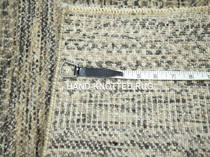 Beige 2'0" x 3'0" Modern and Contemporary Hand knotted Wool Rug - Sku: O076657