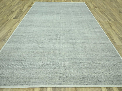 Modern / Contemporary hand-knotted wool rug in Gray, 9'11" x 13'9" — SKU O076688 (view 2)