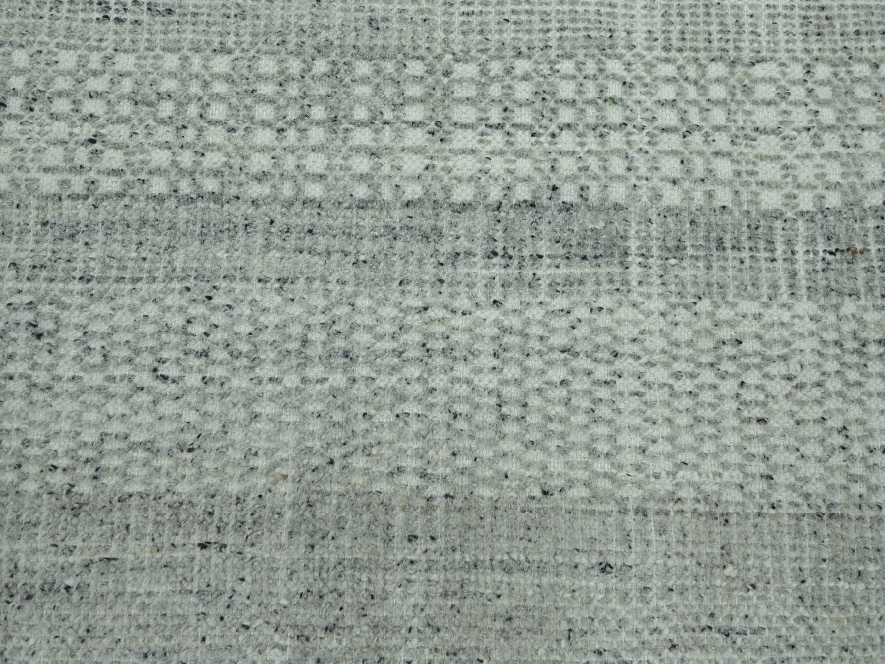 Modern / Contemporary hand-knotted wool rug in Gray, 10' x 10'2" — SKU O076690 (view 8)