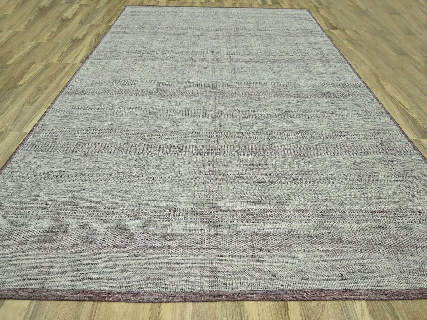 Modern / Contemporary hand-knotted wool rug in Red, 11'10" x 14'10" — SKU O076691 (view 2)