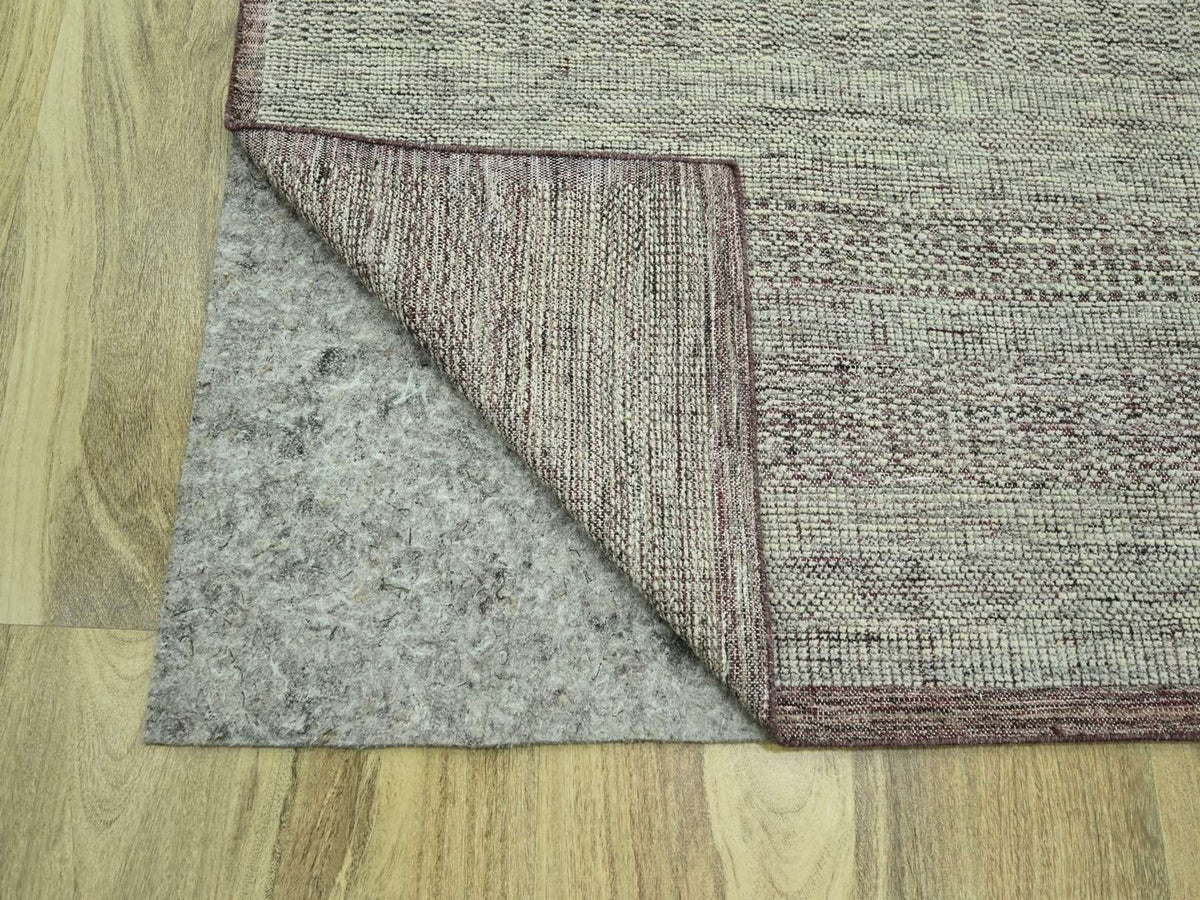 Modern / Contemporary hand-knotted wool rug in Red, 11'10" x 14'10" — SKU O076691 (view 4)