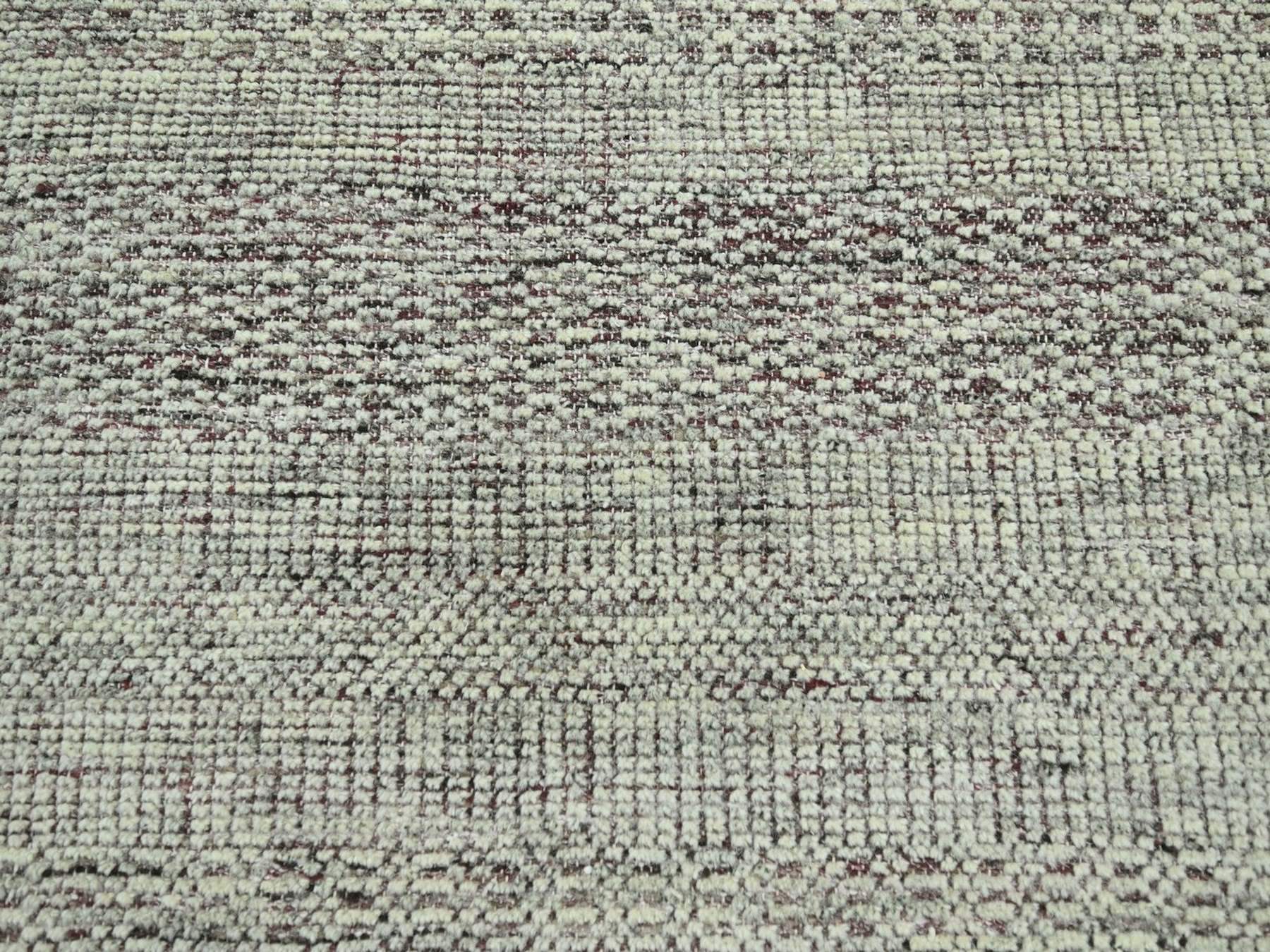 Modern / Contemporary hand-knotted wool rug in Red, 11'10" x 14'10" — SKU O076691 (view 8)
