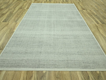 Modern / Contemporary hand-knotted wool rug in Gray, 9'1" x 12'1" — SKU O076700 (view 2)