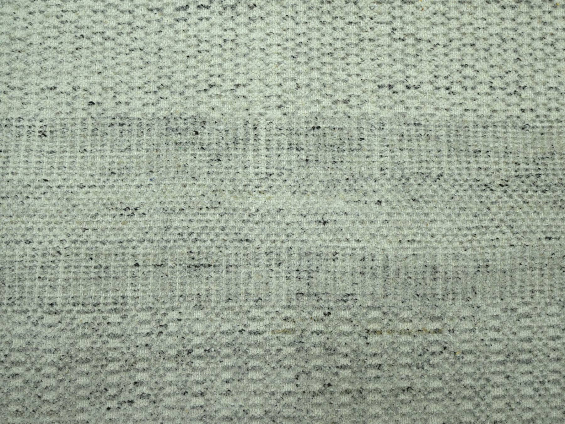 Modern / Contemporary hand-knotted wool rug in Gray, 9'1" x 12'1" — SKU O076700 (view 8)