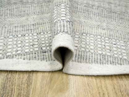 Modern / Contemporary hand-knotted wool rug in Gray, 10' x 10'1" — SKU O076723 (view 5)