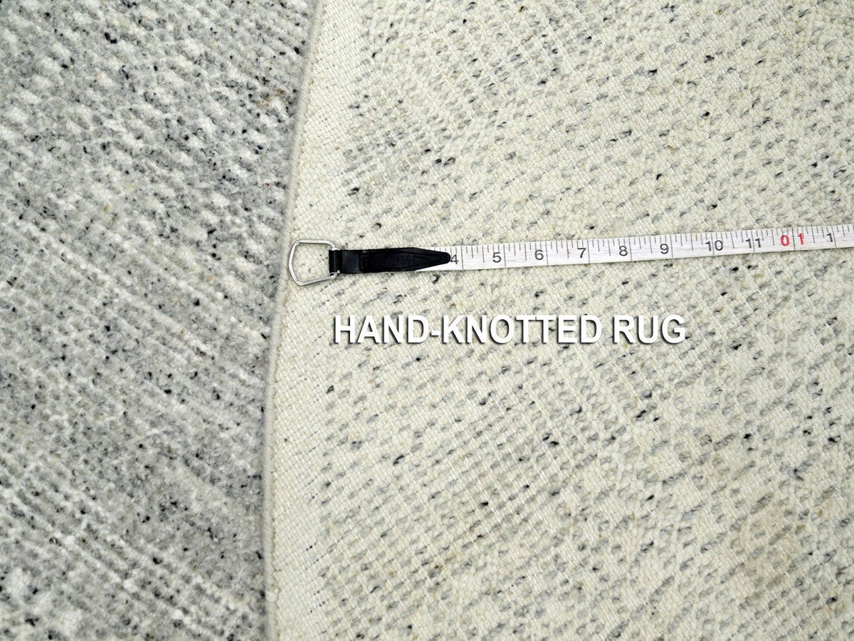 Modern / Contemporary hand-knotted wool rug in Gray, 6' x 6'1" — SKU O076729 (view 6)