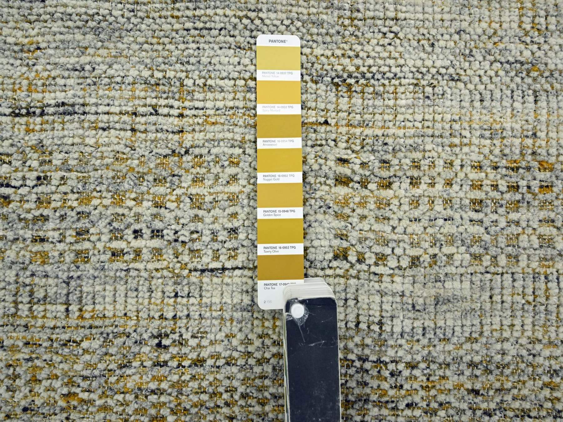 Modern / Contemporary hand-knotted wool rug in Yellow, 6' x 6' — SKU O076731 (view 4)