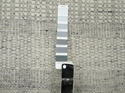 Modern / Contemporary hand-knotted wool rug in Gray, 6'1" x 9' — SKU O076736 (view 7)