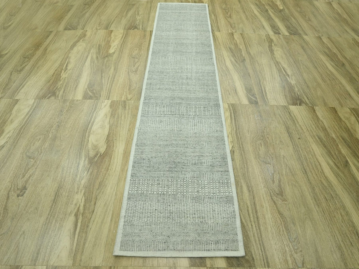 Modern / Contemporary hand-knotted wool runner in Gray, 2'7" x 10'3" — SKU O076758 (view 2)