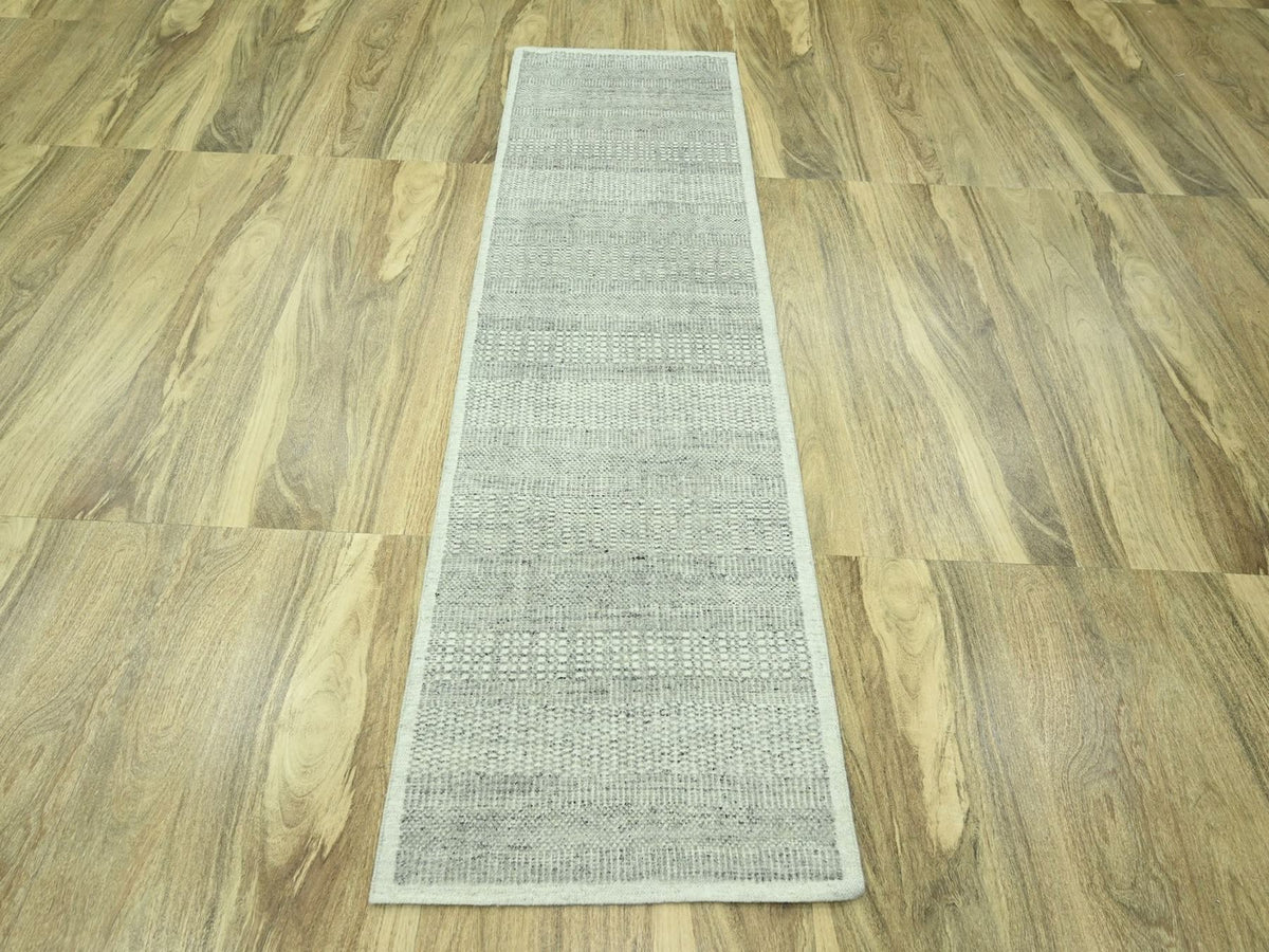 Modern / Contemporary hand-knotted wool runner in Gray, 2'7" x 8'1" — SKU O076759 (view 2)