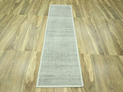 Modern / Contemporary hand-knotted wool runner in Gray, 2'7" x 8'1" — SKU O076759 (view 2)