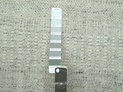 Modern / Contemporary hand-knotted wool runner in Gray, 2'7" x 8'1" — SKU O076759 (view 4)