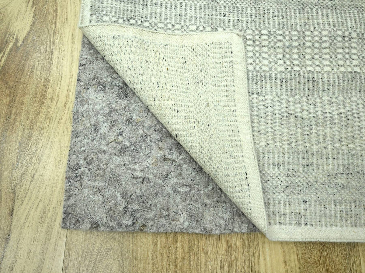 Modern / Contemporary hand-knotted wool runner in Gray, 2'7" x 12'1" — SKU O076761 (view 3)