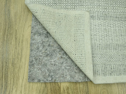 Modern / Contemporary hand-knotted wool runner in Gray, 2'8" x 6'3" — SKU O076763 (view 3)