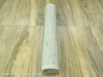Modern / Contemporary hand-knotted wool runner in Gray, 2'8" x 6'3" — SKU O076763 (view 7)