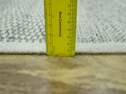 Modern / Contemporary hand-knotted wool runner in Gray, 2'7" x 6'4" — SKU O076764 (view 5)