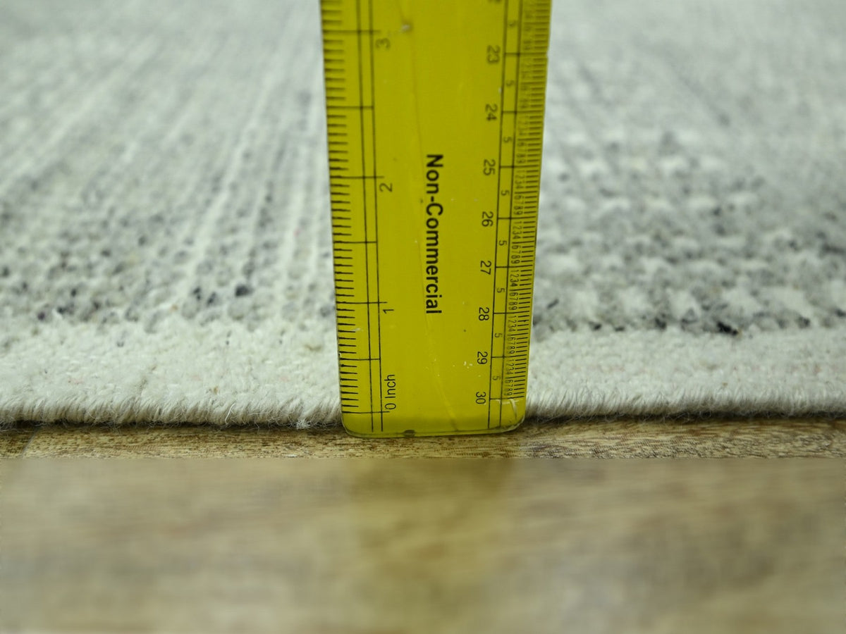 Modern / Contemporary hand-knotted wool rug in Gray, 2' x 3' — SKU O076778 (view 3)