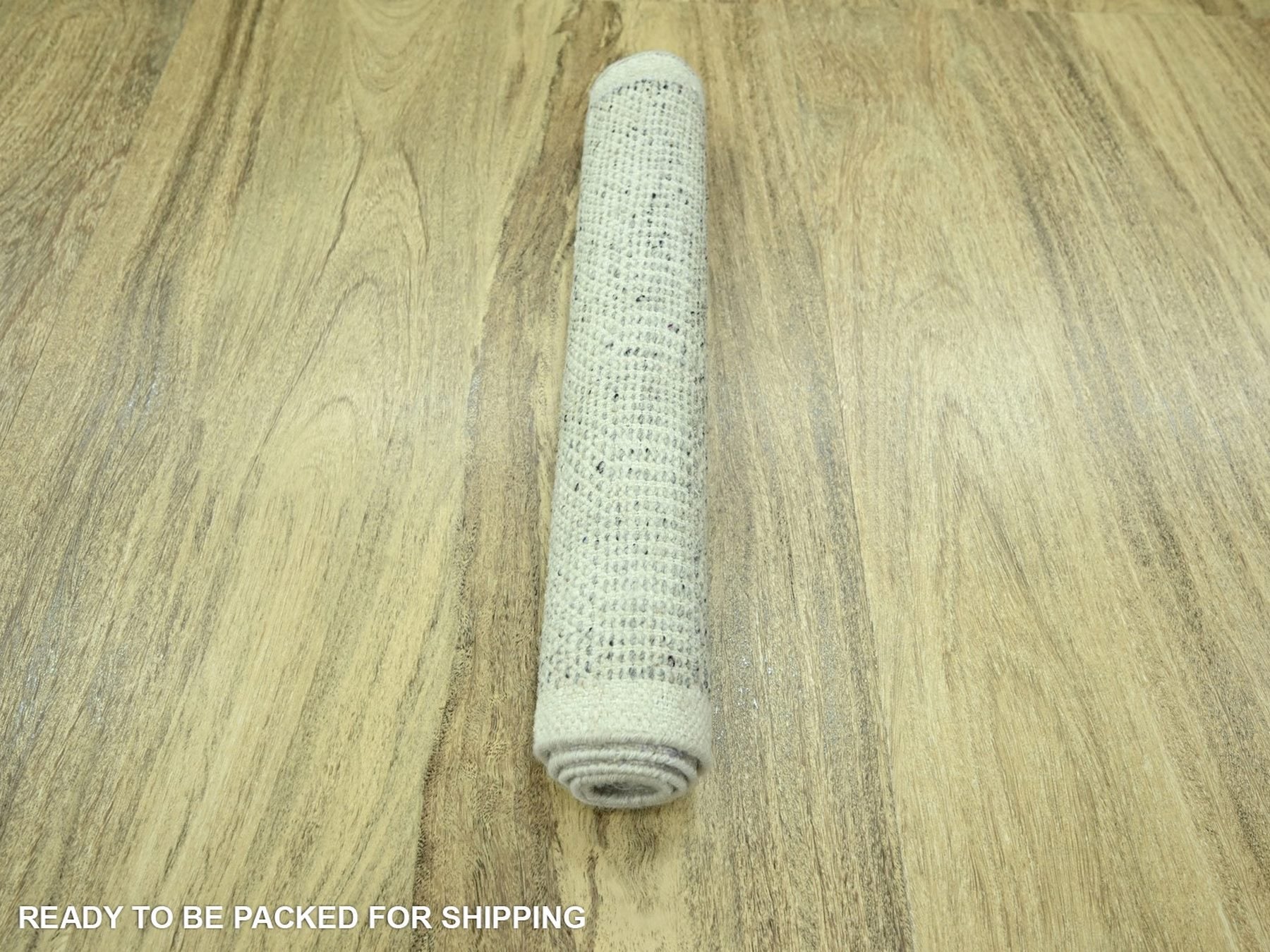 Modern / Contemporary hand-knotted wool rug in Gray, 2' x 3' — SKU O076778 (view 5)