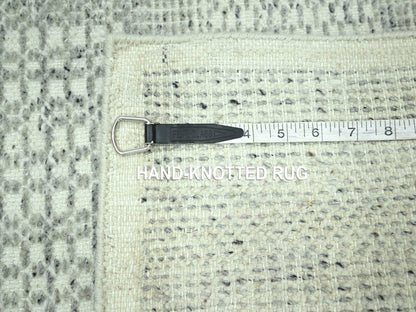 Modern / Contemporary hand-knotted wool rug in Gray, 2' x 3' — SKU O076779 (view 4)
