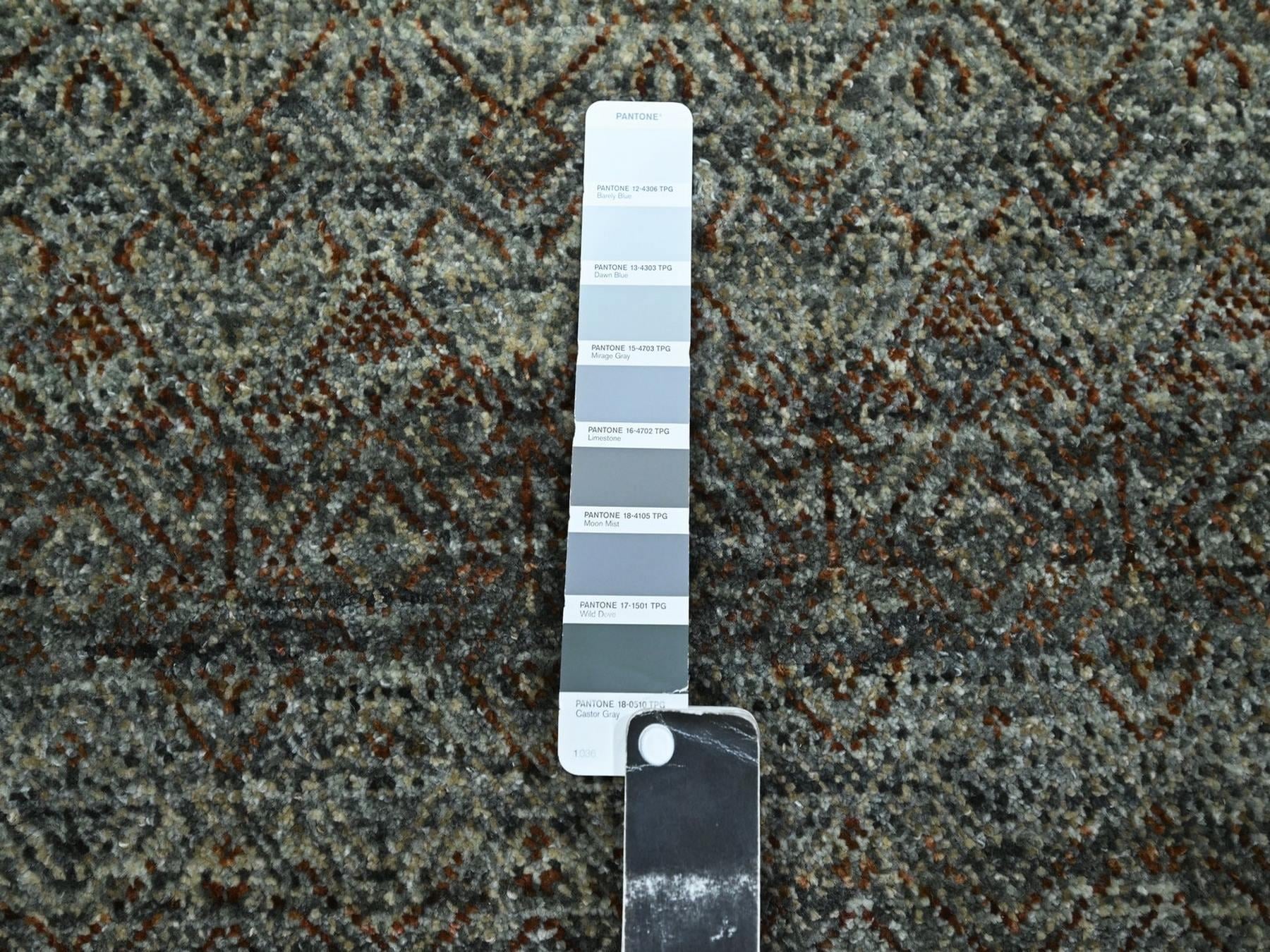 Modern / Contemporary hand-knotted wool rug in Gray, 10' x 10' — SKU O076788 (view 7)