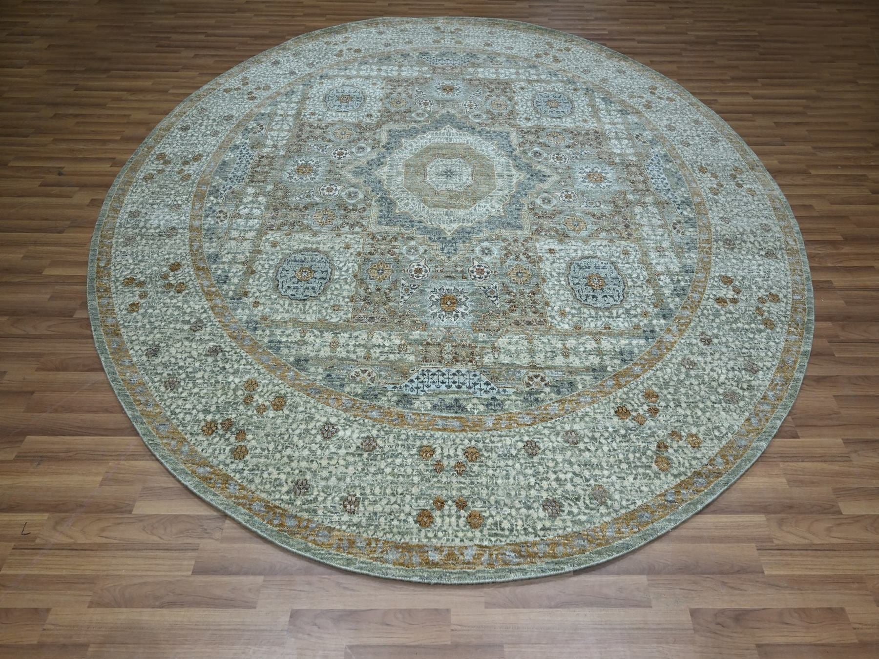 Green 9'7" x 9'9" Mamluk Hand knotted Wool Rug - Sku: O076855