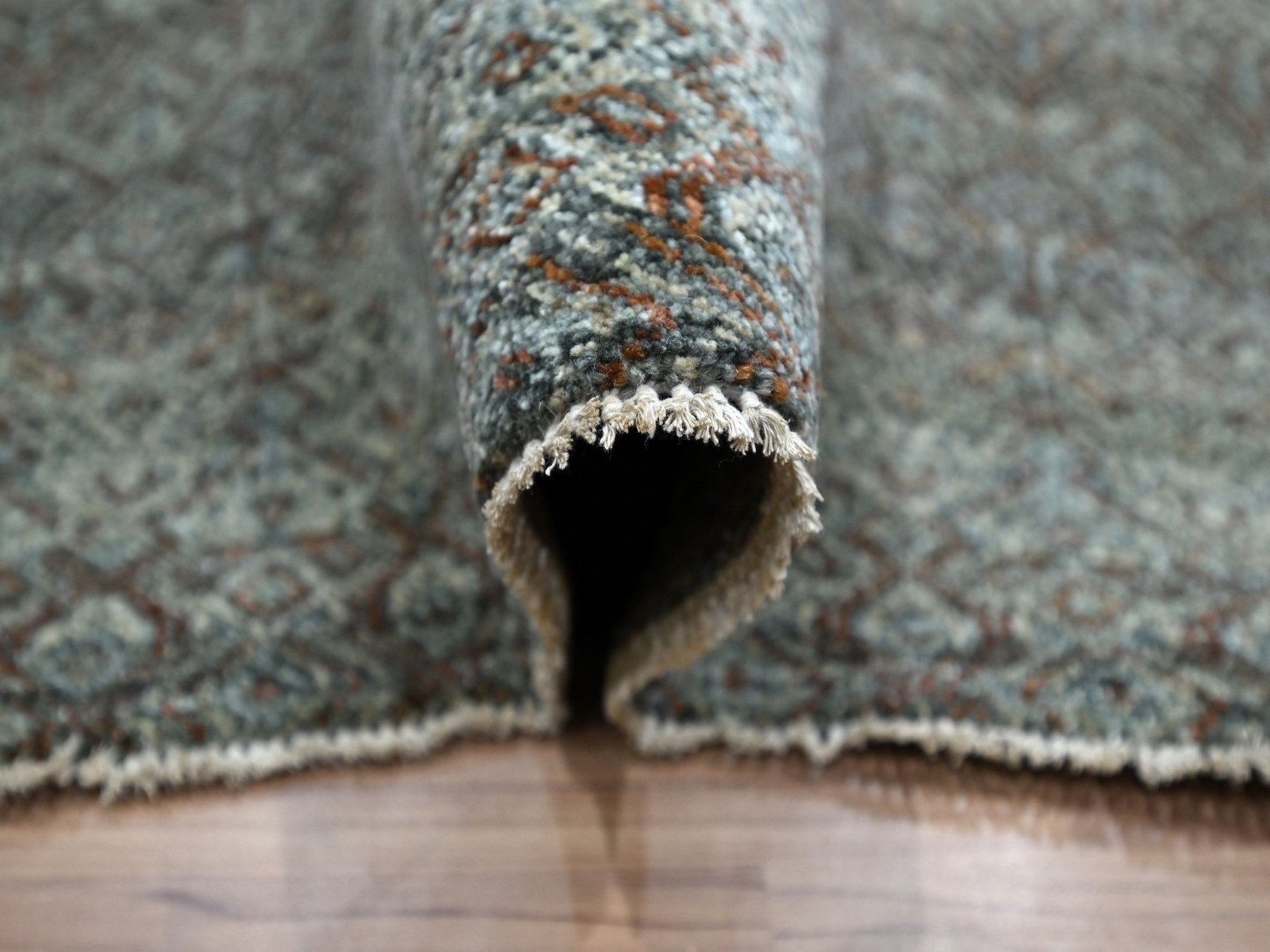 Modern / Contemporary hand-knotted wool rug in Gray, 8' x 9'10" — SKU O076859 (view 5)