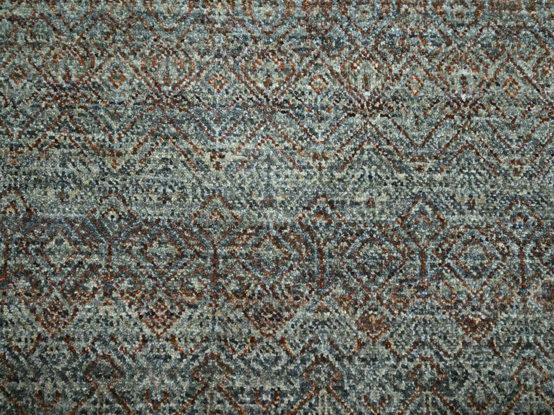 Modern / Contemporary hand-knotted wool rug in Gray, 8' x 9'10" — SKU O076859 (view 8)