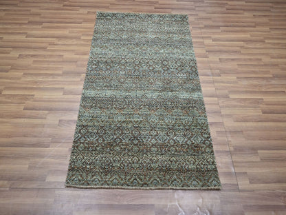 Modern / Contemporary hand-knotted wool rug in Gray, 3' x 5'1" — SKU O076869 (view 2)