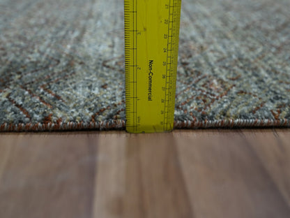 Modern / Contemporary hand-knotted wool rug in Gray, 3' x 5'1" — SKU O076869 (view 6)