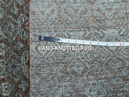 Modern / Contemporary hand-knotted wool rug in Gray, 3' x 5' — SKU O076871 (view 7)