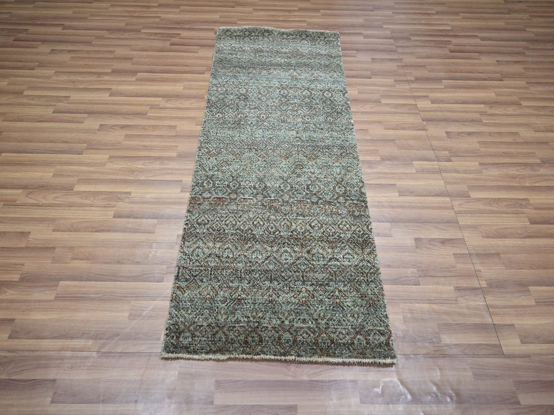 Modern / Contemporary hand-knotted wool runner in Gray, 2'6" x 6' — SKU O076872 (view 2)