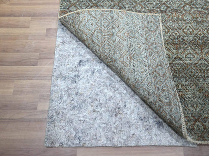 Modern / Contemporary hand-knotted wool runner in Gray, 2'6" x 6' — SKU O076872 (view 3)
