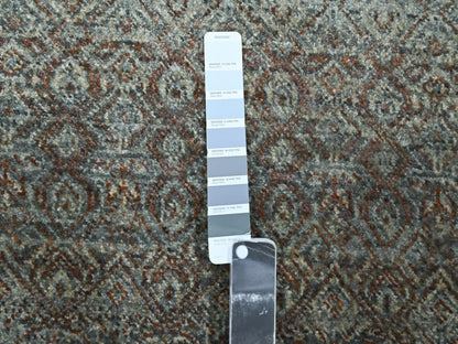 Modern / Contemporary hand-knotted wool runner in Gray, 2'7" x 6' — SKU O076873 (view 4)