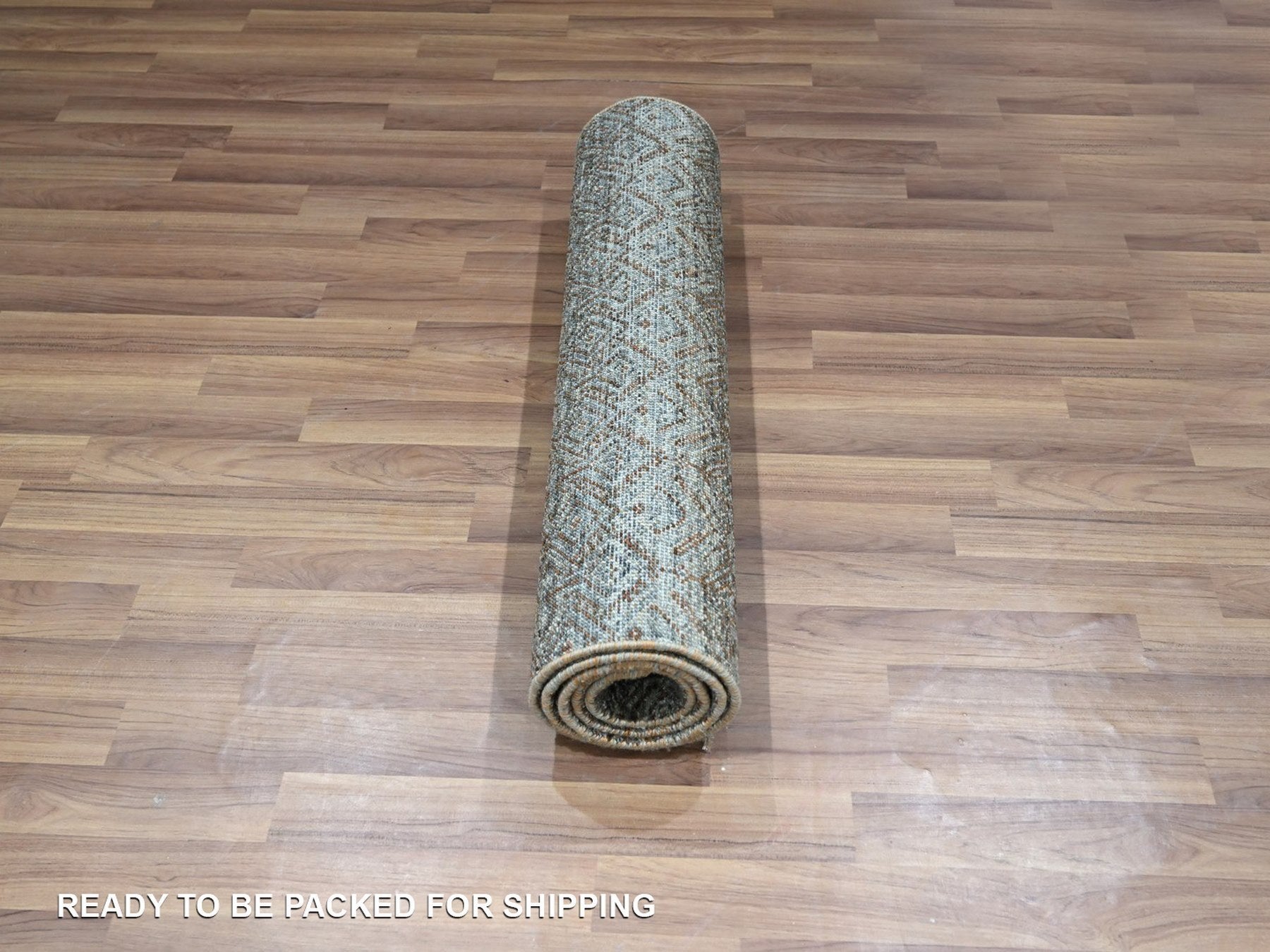 Modern / Contemporary hand-knotted wool runner in Gray, 2'7" x 6' — SKU O076873 (view 5)