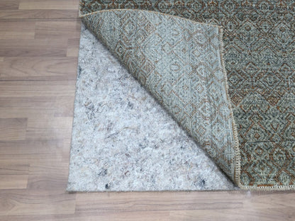Modern / Contemporary hand-knotted wool runner in Gray, 2'6" x 8' — SKU O076874 (view 3)