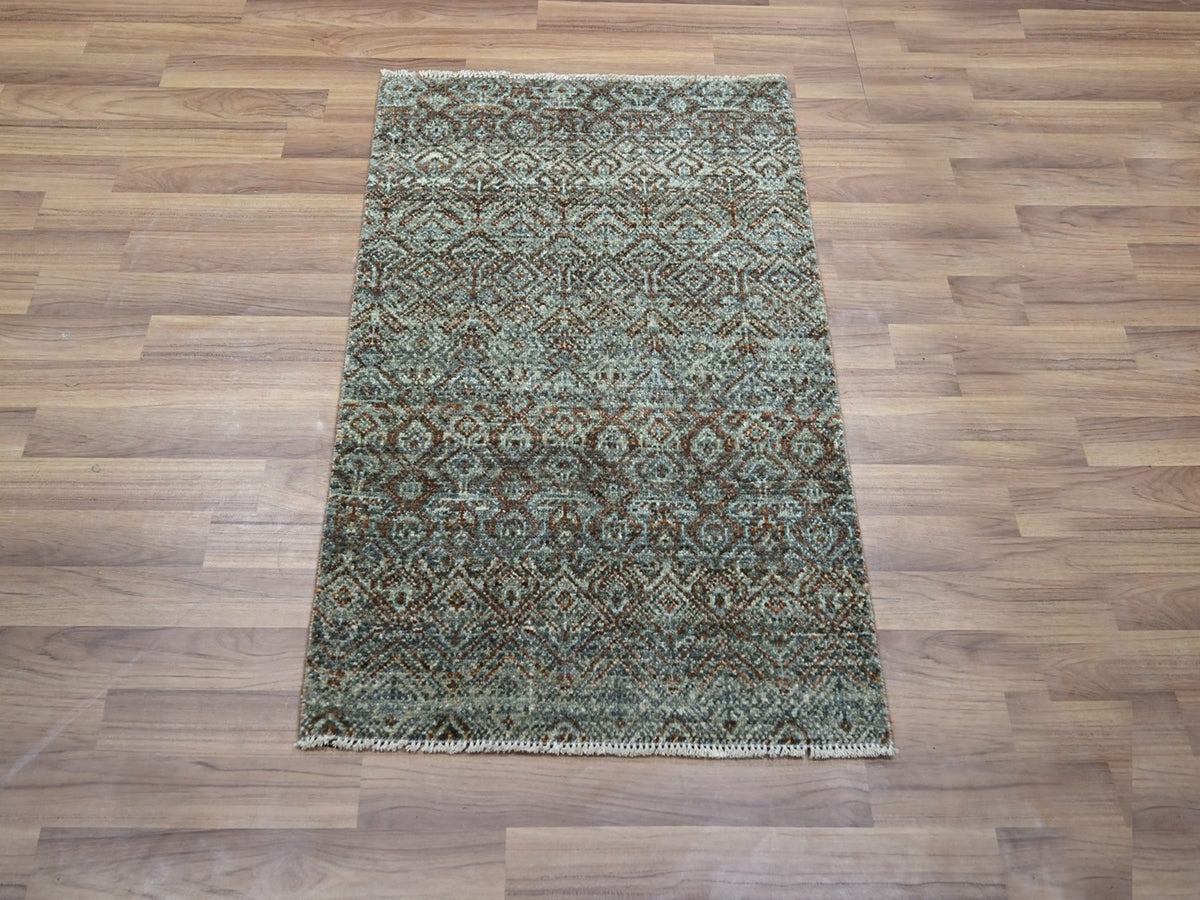 Modern / Contemporary hand-knotted wool rug in Gray, 2' x 3' — SKU O076889 (view 2)