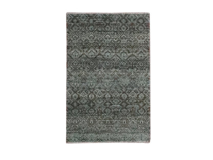 Modern / Contemporary hand-knotted wool rug in Gray, 2' x 3'1" — SKU O076892
