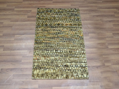 Brown 2'0" x 3'1" Modern and Contemporary Hand knotted Wool Rug - Sku: O076896