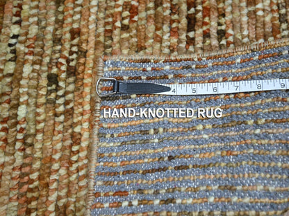 Brown 2'1" x 3'1" Modern and Contemporary Hand knotted Wool Rug - Sku: O076900